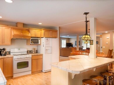 17860 Crag Ln unit 2, Sunriver, OR 97707 - photo 7