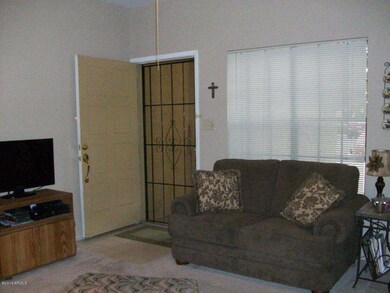 Elliot Place condo 1012 010
