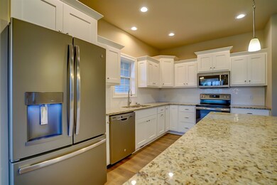 6295 Quarry Vista Dr, Fitchburg, WI 53719 - photo 7