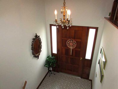 Entry/Foyer. You enter into the Foyer that is Kept