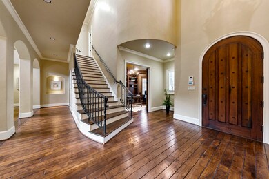 7611 Brykerwoods Dr, Houston, TX 77055 - photo 3