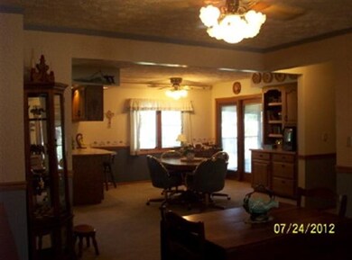 2811 Reigan Rd, North Platte, NE 69101 - photo 3