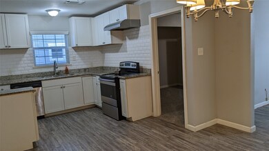 7106 Sidney St, Houston, TX 77021 - photo 5