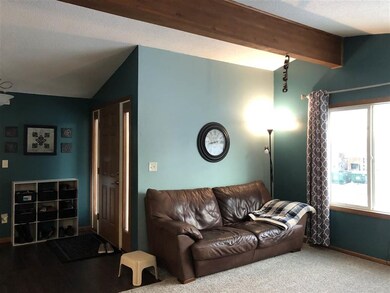 128 N Poplar St, West Branch, IA 52358 - photo 3