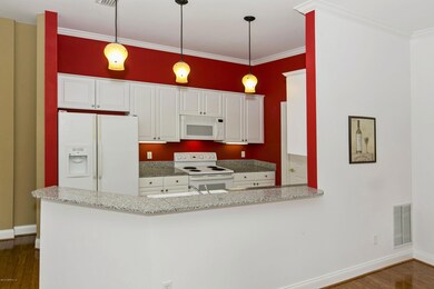 003_Kitchen