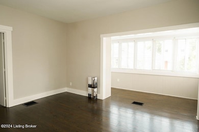 208 Pope St, Louisville, KY 40206 - photo 7