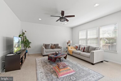 12833 Glen Forest Ct, Manassas, VA 20112 - photo 7