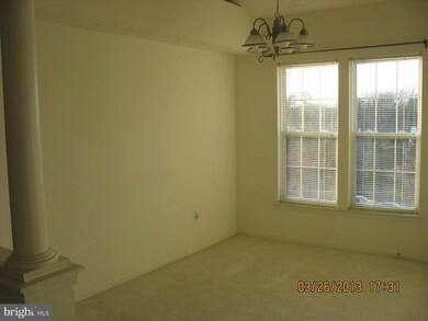 2406 Chestnut Terrace Ct unit 302, Odenton, MD 21113 - photo 6