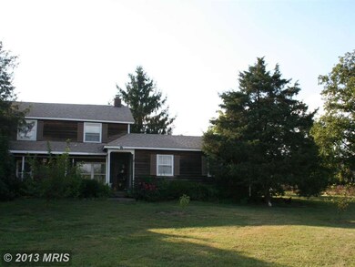 4814 Pleasant Valley Rd, Chantilly, VA 20151 - photo 2