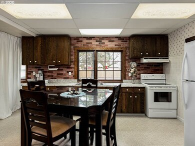 Kitchen/Nook