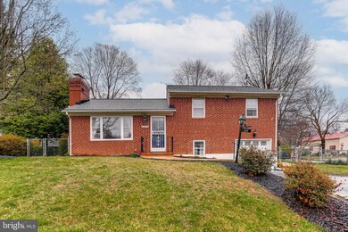 6519 Carroll Highlands Rd, Sykesville, MD 21784 - photo 5