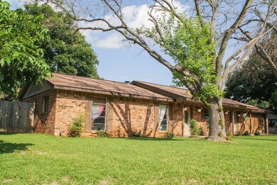 108 Crestwood Dr, Fredericksburg, TX 78624 - photo 2
