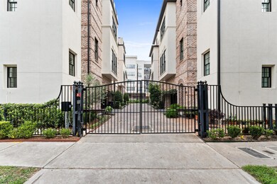 1304 Castle Ct unit A, Houston, TX 77006 - photo 3