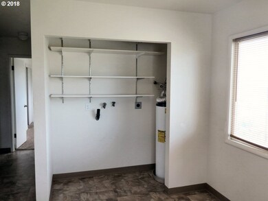 801 SE 6th St, Pendleton, OR 97801 - photo 5