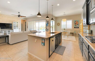SPECTACULAR HIGH CEILINGS