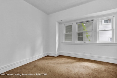 1128 W Washtenaw St, Lansing, MI 48915 - photo 6