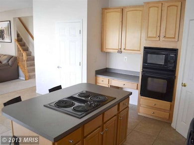 10222 Picturesque Ct, Nokesville, VA 20181 - photo 4