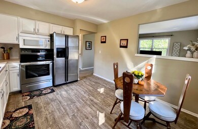 46 James St, Rockford, MI 49341 - photo 6