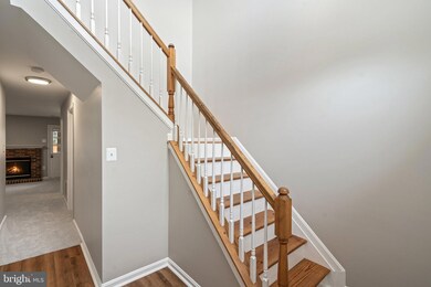 13176 Diamond Mill Dr, Herndon, VA 20171 - photo 4