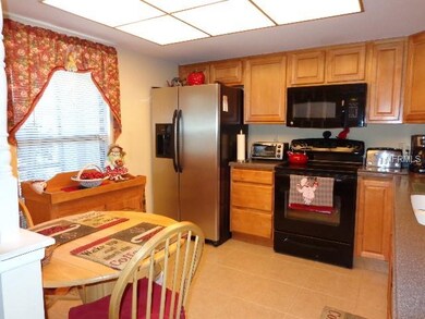 Updated eat-in kitchen