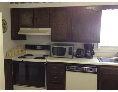 Cafeteria/Kitchen.