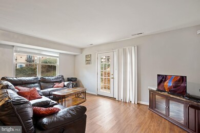 405 N Beauregard St unit 405, Alexandria, VA 22312 - photo 4