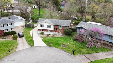 8605 Burlingame Ct, Louisville, KY 40219 - photo 3