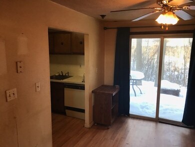 144 Thissell Ave unit 4, Dracut, MA 01826 - photo 5