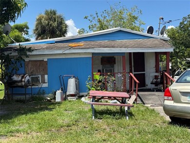 810 Person St unit 818, Kissimmee, FL 34741 - photo 2