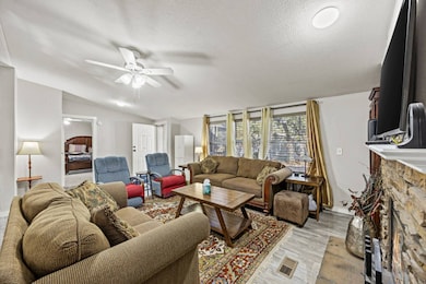 125 Los Robles St, Arlington, TX 76006 - photo 7