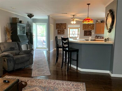 107 Briar Oaks Ct, Azle, TX 76020 - photo 5