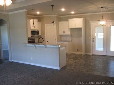 19330 S Deer Trail Rd, Claremore, OK 74019 - photo 4