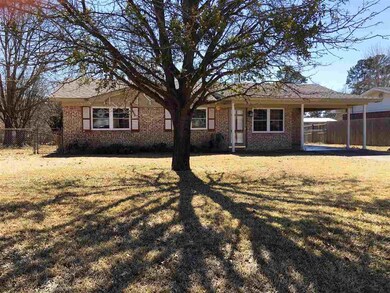 304 W Greenfield Dr, Wake Village, TX 75501 - photo 2