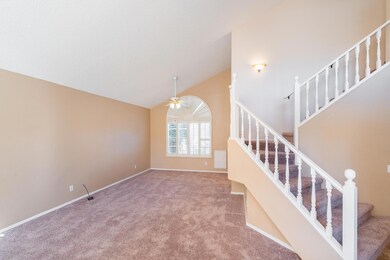 05_Living-Room-02