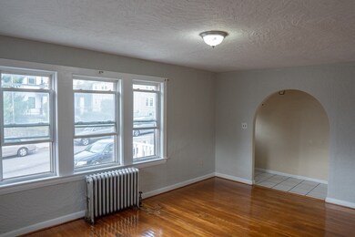 922 Canterbury St unit 1, Roslindale, MA 02131 - photo 3