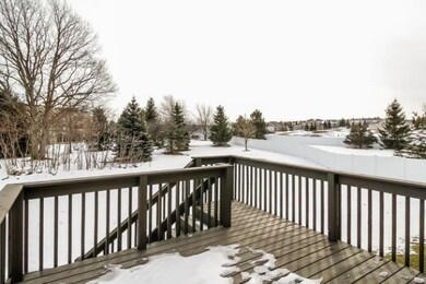 040-Deck-1406451-mls