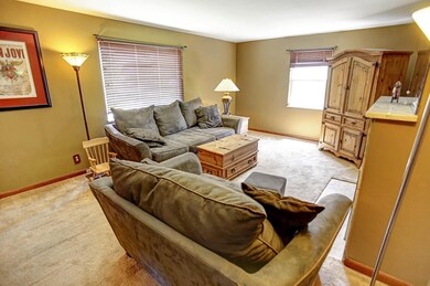 71 S Sylvan Ave, Columbus, OH 43204 - photo 6