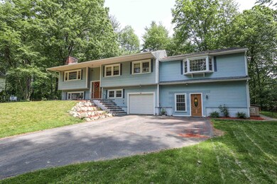 8 Brookview Dr, Derry, NH 03038 - photo 2