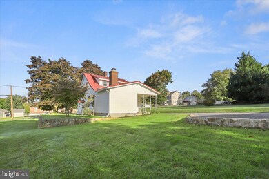 986 Coldspring Rd, Fayetteville, PA 17222 - photo 4