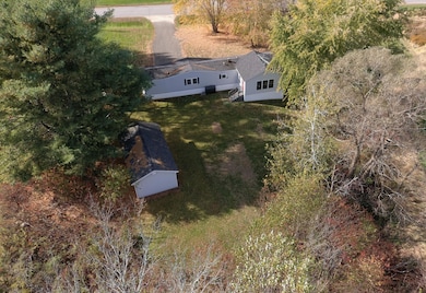 185 Mutton Ln, Clinton, ME 04927 - photo 2