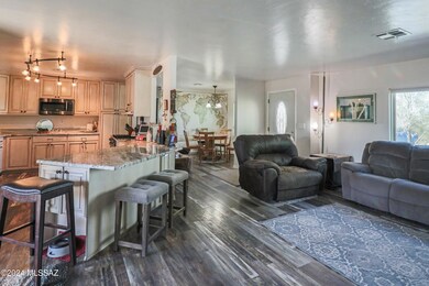 Living Room/Kitchen