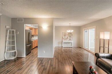 6547 Halsey St, Shawnee, KS 66216 - photo 5