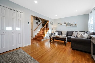 98 Mechanic St unit D, Foxboro, MA 02035 - photo 2