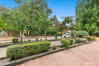 5722 122nd Place SE unit 235, Bellevue, WA 98006 - photo 3