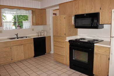 snead kitchen2