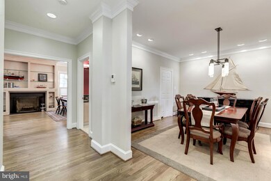 2047 Mayfair Mclean Ct, Falls Church, VA 22043 - photo 5