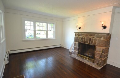 9 Salem St, Cos Cob, CT 06807 - photo 3