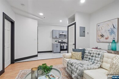 391 Central Ave unit 1, Jersey City, NJ 07307 - photo 2