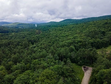 00 Mountainside Dr unit 183, Sutton, NH 03221 - photo 3