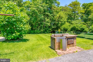 4906 Ridge Rd, Rosedale, MD 21237 - photo 3